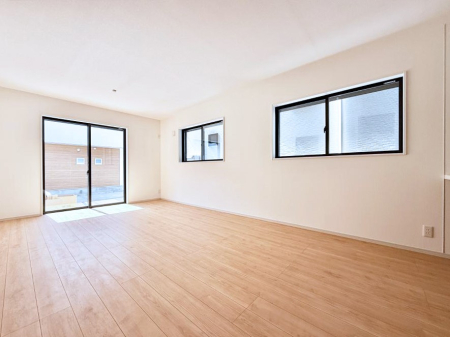 ���̑����� �������Ƒ��̏Ί炪���ӂ��A���났�̋��