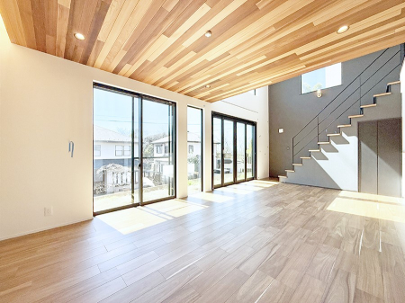 ���r���O ���������R�Ɖ�b�����܂��A�S�n�悢�ЂƂƂ�