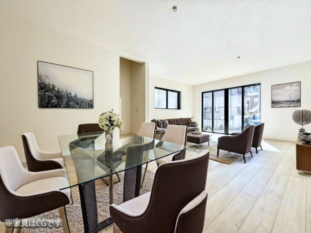 ���r���O ���������났�ƏΊ炪�W�܂�A�S���܂郊�r���O