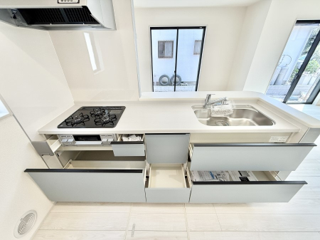 �L�b�`�� �������Ƒ����J��[�߂�A������̂���L�b�`��