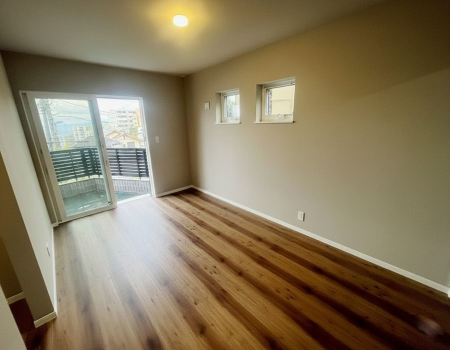 �q������ ����