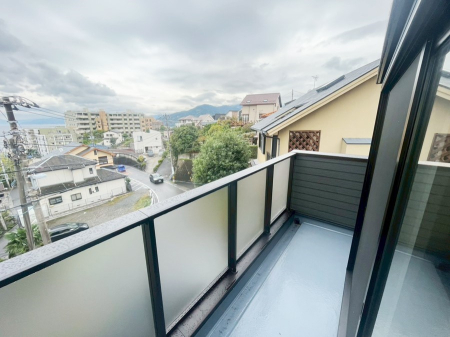 �o���R�j�[ ����