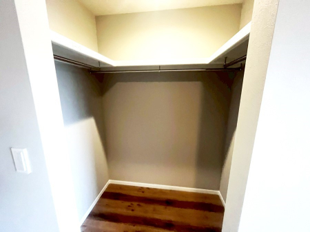 ���[ ����