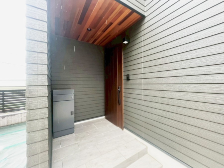 ���� �O��