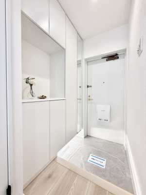 ���� ����