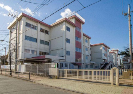 ���ӊ� ���w�Z 850m �����s����O���w�Z