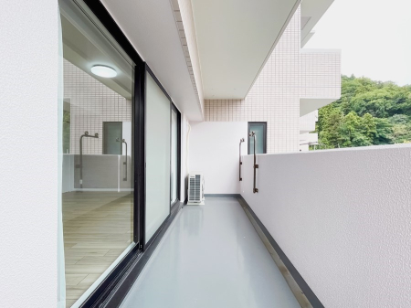 �o���R�j�[ ����