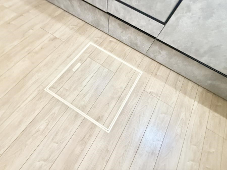���̑����� �ݔ����B�ꂽ���[�X�y�[�X�ŉƑS�̂��X�b�L��