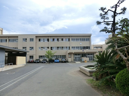 ���ӊ� ���w�Z 1800m ������s����ꒆ�w�Z