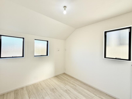 ���̑����� �������D��ŉ��₩�Ȏ��Ԃ��������