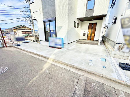  �O�ρ��J�[�X�y�[�X�L