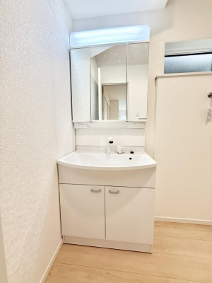 ���ʑ�E���ʏ� 1����  �����̏������X���[�Y�ɂł���L���ł�