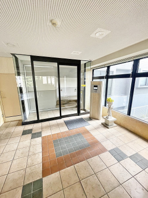 �G���g�����X �O��