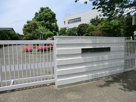 ���ӊ� ���w�Z 822m �{���s���쒬���w�Z