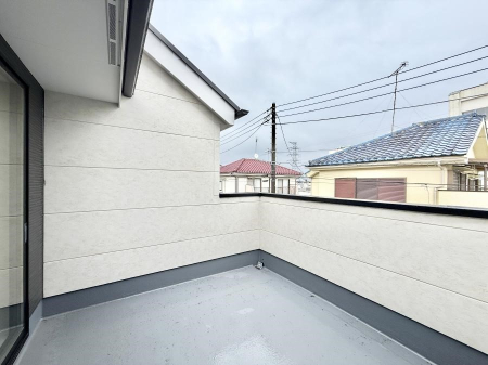 �o���R�j�[ ������ �G�߂̈ڂ낢����������J���I�ȋ�Ԃł�