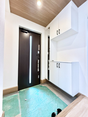 ���� ����