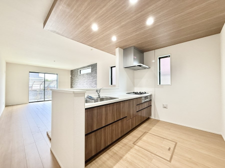 �L�b�`�� ����