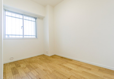 �q������ ����