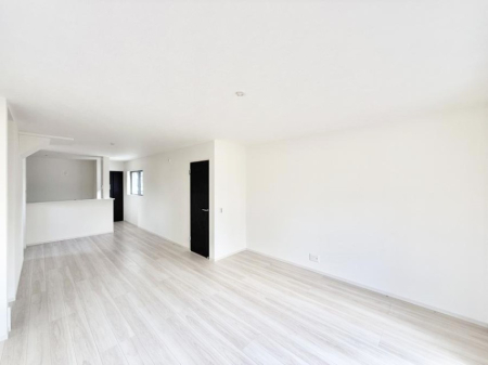 ���r���O ���������R�Ɖ�b�����܂��A�S�n�悢�ЂƂƂ�