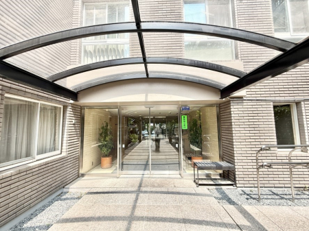 �G���g�����X �O��