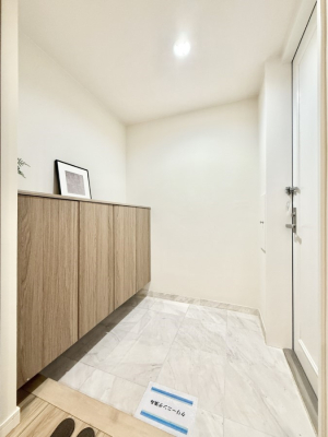 ���� ����