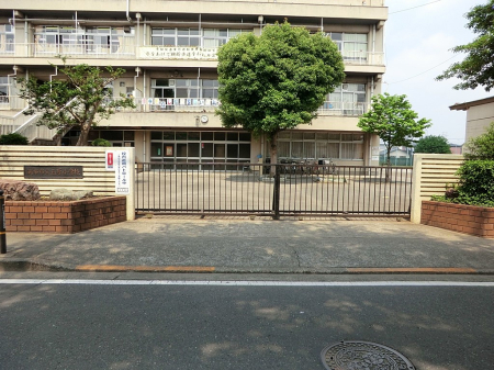 ���ӊ� ���w�Z 500m ���z�s���Ό����w�Z