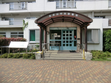 ���ӊ� �a�@ 900m ���ߎR�����f�Ï�