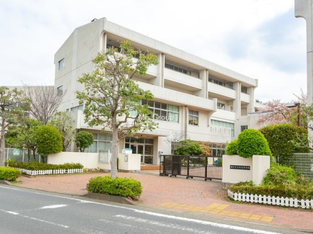 ���ӊ� ���w�Z 220m ����s����ꒆ�w�Z