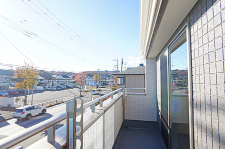 �o���R�j�[ ������ ���R��g�߂Ɋ�����A�J���I�ȃo���R�j�[