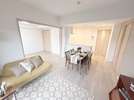 ���r���O ���������났�ƏΊ炪�W�܂�A�S���܂郊�r���O