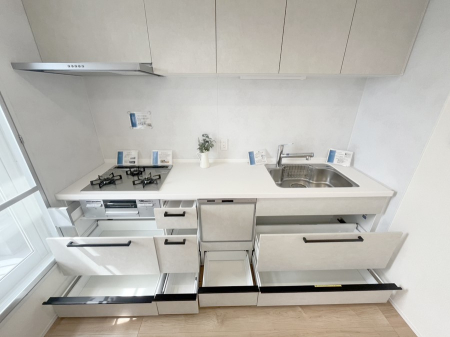 �L�b�`�� �������Ƒ����J��[�߂�A������̂���L�b�`��