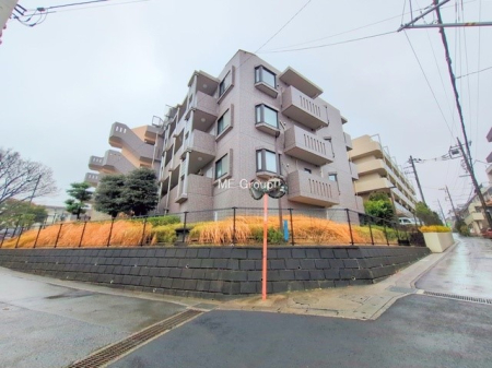 ���n�O�ώʐ^ �O�ρ��V������炵���n�܂�ꏊ�ŁA�Ƒ����J��[�߂�
