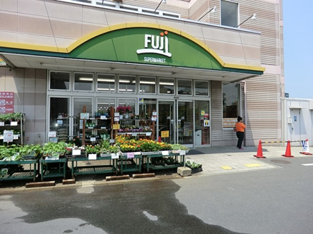 ���ӊ� �X�[�p�[ 750m FUJI�X�[�p�[�ˎ��X