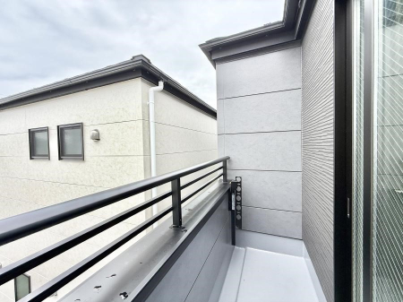 �o���R�j�[ 2����  �� ���̃R�[�q�[���̐�����y���ށA�����̏ꏊ