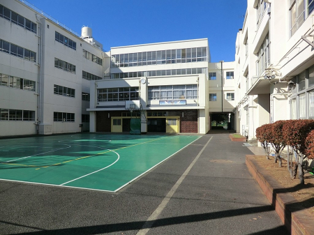 ���ӊ� ���w�Z 1270m ���l�s�����g�䐼���w�Z