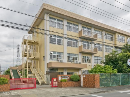 ���ӊ� ���w�Z 700m �����q�s�����c���w�Z