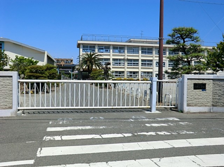 ���ӊ� ���w�Z 1300m ���ˎs����쏬�w�Z
