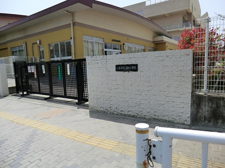 ���ӊ� ���w�Z 960m �����q�s���掵���w�Z