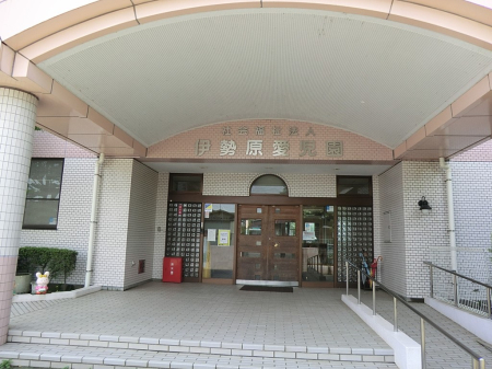 ���ӊ� �c�t���E�ۈ牀 700m �ɐ���������
