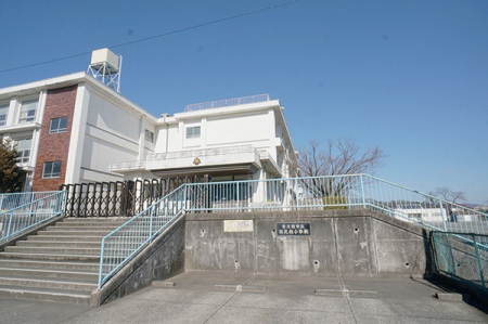 ���ӊ� ���w�Z 784m �쑫���s���쑫�����w�Z