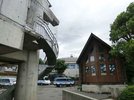 ���ӊ� �c�t���E�ۈ牀 200m �y�m���P�u�c�t��