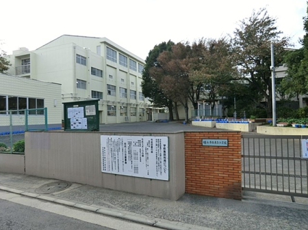 ���ӊ� ���w�Z 330m ���l�s�����䏬�w�Z