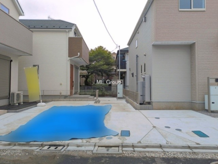  �O��
