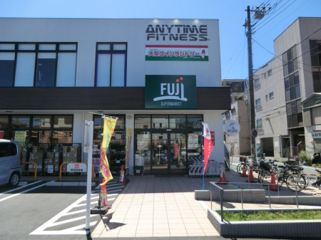 ���ӊ� �X�[�p�[ 800m FUJI���݋��X