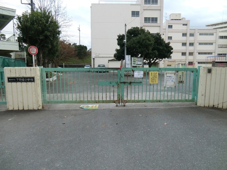 ���ӊ� ���w�Z 600m ���l�s������돬�w�Z
