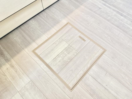 ̑ ݔBꂽ[Xy[XŉƑŜXbL