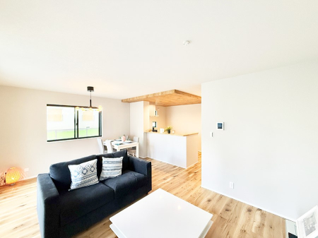 rO 났ƏΊ炪W܂AS܂郊rO