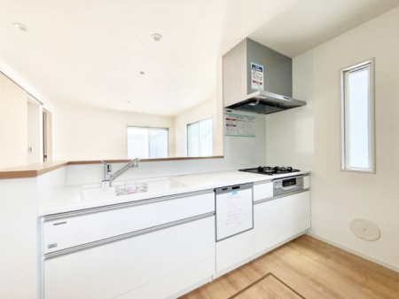 �L�b�`�� �������Ƒ����J��[�߂�A������̂���L�b�`��