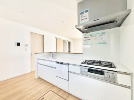 �L�b�`�� �����������������Ɗy�����Ȃ�A���K�ȃL�b�`�����