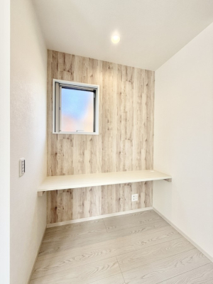 rO ql̃rOwKe[NȂǂɗpłX^fBJE^[Xy[X  